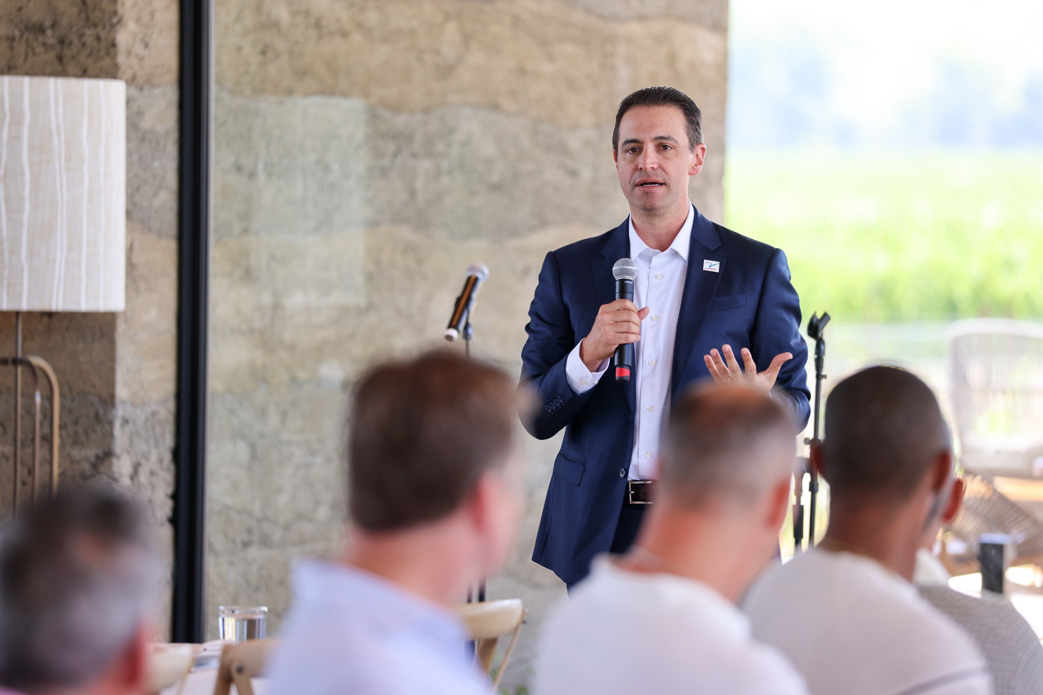 Ilan Ben-Hanan speaking in Napa from the audience perspective